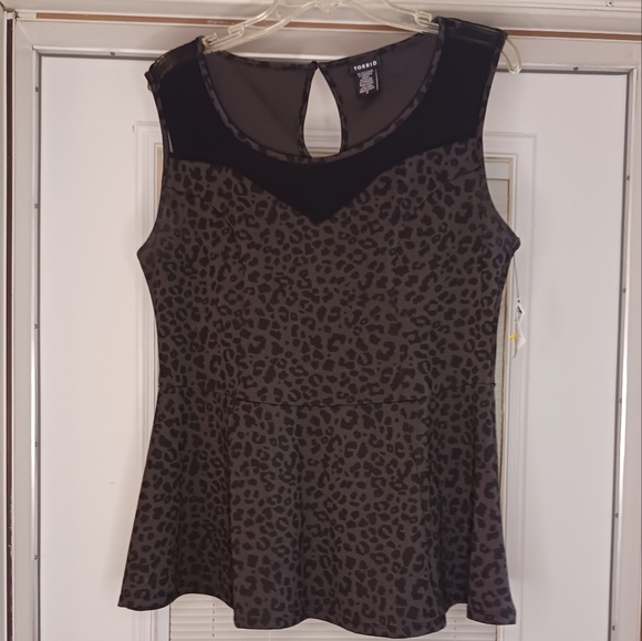 torrid Tops - Torrid Black Tank Top Size Large (0)